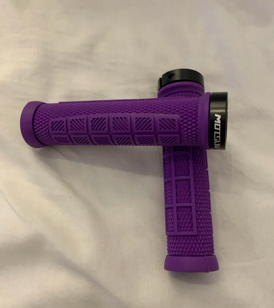 grips-purple